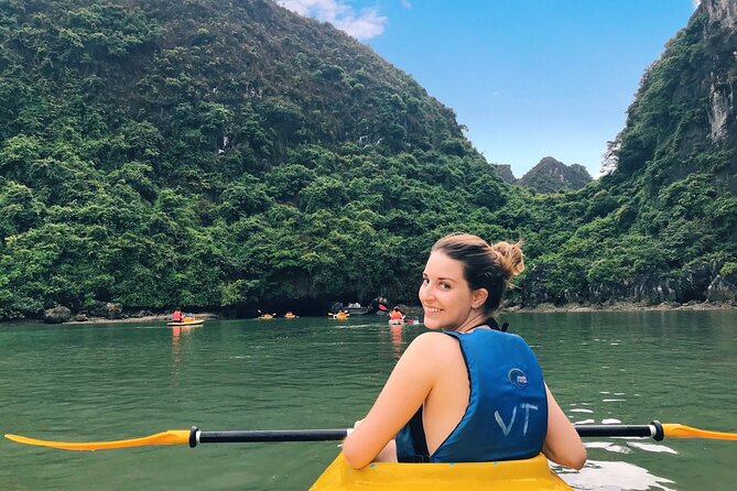 Full day trip to Lan Ha-Ha Long Bay from Cat Ba, avoid the crowds - Why Lan Ha Bay Is the Better Starting Point