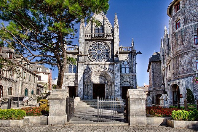 Golden Bridge & Ba Na Hills 1 Day including buffets lunch & 2 ways Cable Car - The second cable car and Ba Na’s high-altitude attractions
