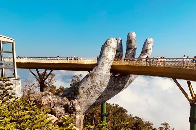 GOLDEN BRIDGE - Guided Tour in the Early Morning to Avoid Crowds - Reaching Ba Na Hills by private transfer