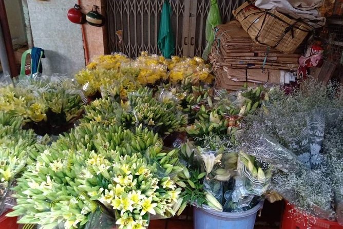 Good Morning Saigon Tour by Motorbike and Scooter - Coffee and banh mi: the practical highlight