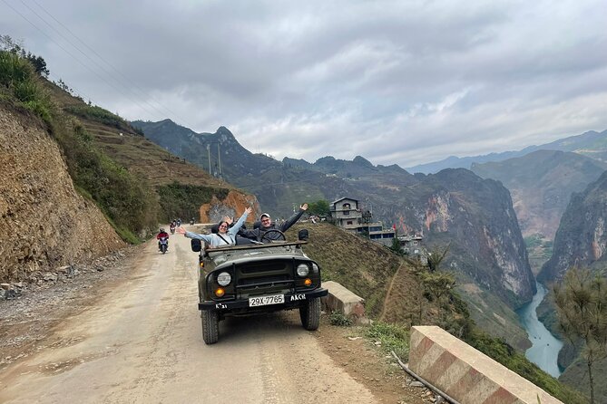 Ha Giang Army Open Air Jeep 4 Days 3 Night - Communication and guide quality