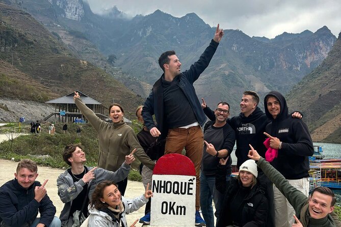 Ha Giang Loop 3 days Small group- From Ha Noi - From Hanoi to Bac Sum Pass and Heaven’s Gate