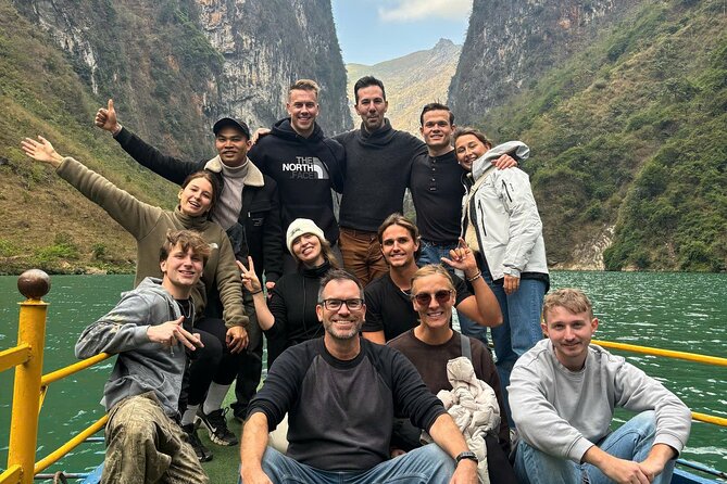 Ha Giang Loop 3 days Small group- From Ha Noi - Ma Pi Leng Pass and the Nho Que River