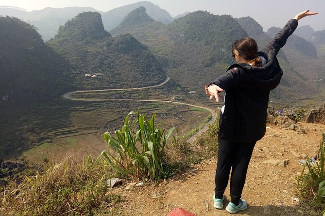 Ha Giang loop 3 or 4 Days, Small Group Tour (within easy riders) - Day two: Ma Pi Leng Pass and the great mountain views