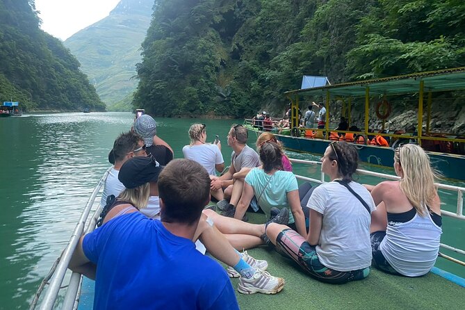 Ha Giang Loop Tour 2 days 1 nights with Ha Giang Vision Tour - Day one: Quan Ba, Dao culture, and the road to Dong Van