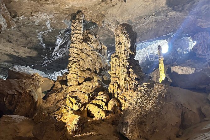 Ha Long Bay Cruise Day Tour - Cave, Kayaking, Swimming & Lunch - Ti Top Island, swim or climb for the view