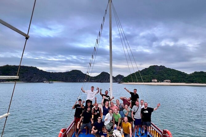 Ha Long Bay Cruise Day Tour-Cave, Kayaking,Ti top island & Lunch - The sunset party and long return to Hanoi