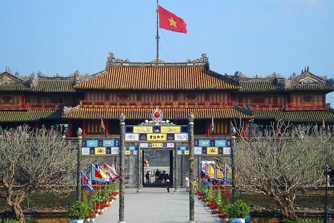 Hai Van Pass and Hue City Sites Deluxe Small Group Tour - What the $43 price really covers