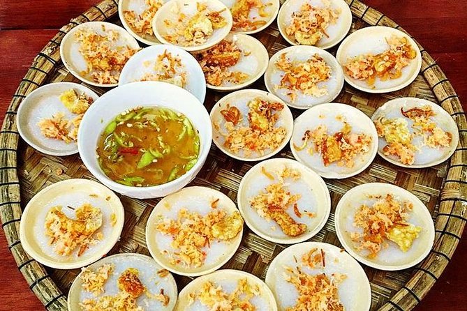 Half-Day Guided Street Food Walking Tour at Hue - Bún bò Huế is the main event