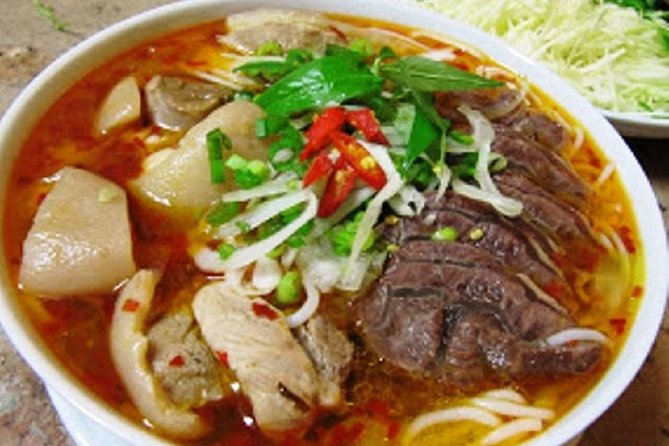 Half-Day Guided Street Food Walking Tour at Hue - Crisp bánh khoái and one Huda beer