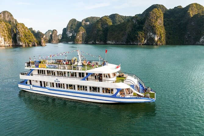 Halong Bay 2 Day Luxury Cruise 6 Star - Leaving Hanoi between 8:00 and 8:40 am