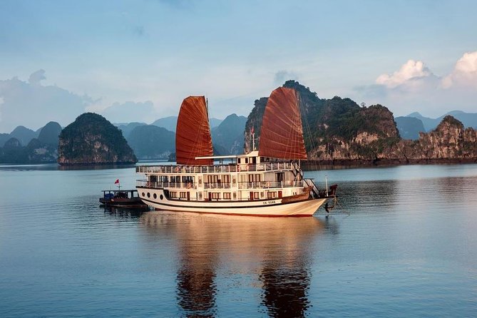 Halong Bay 2 Days 1 Night Cruise - Why one night is better than a rushed day trip