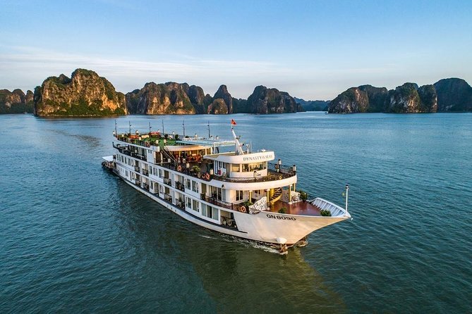 Halong Bay 2 Days 1 Night Cruise - Titop Island and the climb to the viewpoint