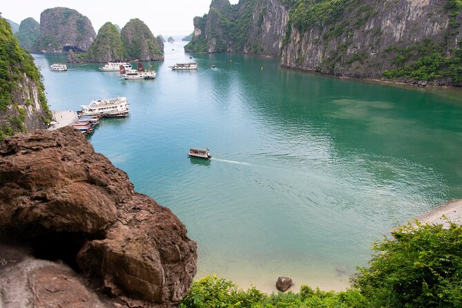 Halong Bay 2 Days 1 Night Traditional Boat - How the schedule feels in real use