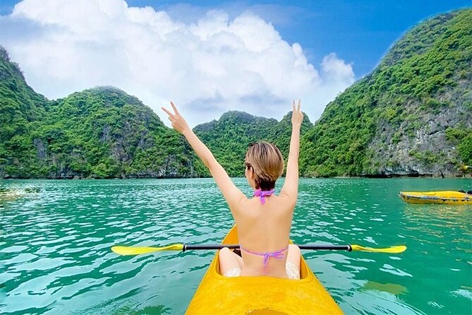 Halong Bay Day Tour 6Hour Deluxe Cruise Limousine Bus Small Group - From Hanoi to Tuan Chau Island