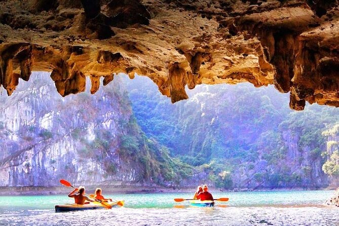 Halong Bay Day Tour By Diamond Era Cruise,Titop,Sung Sot & kayak - Titop Island: swim, climb, or split up