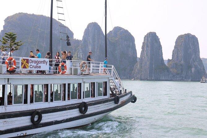 Halong Bay Day Tour Islands, Cave, Kayak. Lunch. All inclusive - Thien Cung Cave, the day’s most dramatic stop