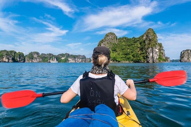 Halong Bay Day Tour: Visit Cave Island Kayaking Swimming Lunch - Titop Island and the 500-step decision