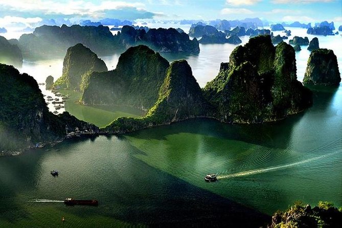 Halong Bay Full-Day with 6 Hour Cruise Kayaking, Swimming, Lunch - The cruise begins with lunch among limestone towers