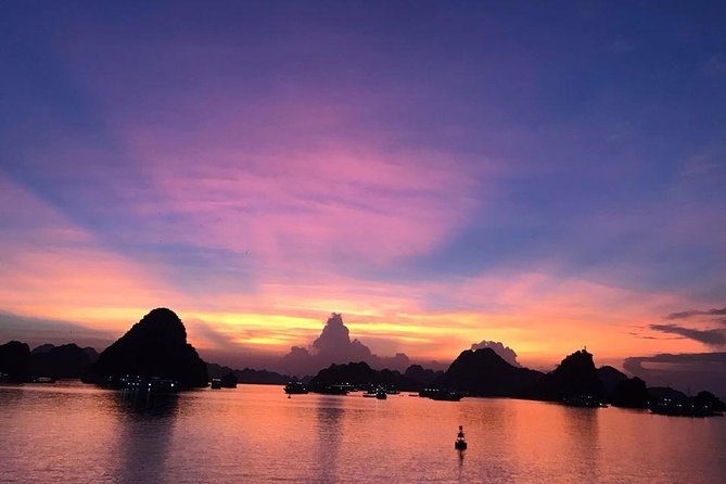 Halong Bay Full Day with Kayaking, Hiking viewpoint, Cave - Deluxe To Luxury - What the $38 price really buys you
