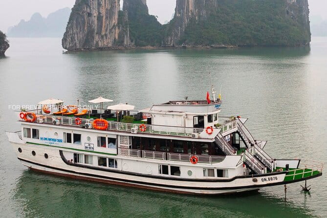 HALONG BAY LUXURY IRIS CRUISE DAY TRIP-BEST SELLER: Kayak, Music - Luon Cave by kayak or sampan