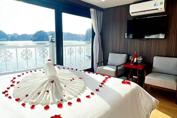 HaLong, LanHa bay 2days and 1 nite Kayak on Vega Legend Cruise. - Why Lan Ha Bay changes the feel of the cruise
