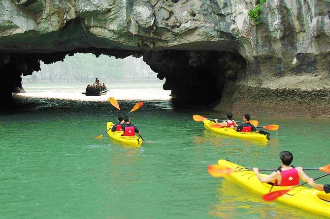 Halong Luxury Cruise Full Day Tour from Hanoi: All Inclusive - Sunset tea makes the return cruise pleasant