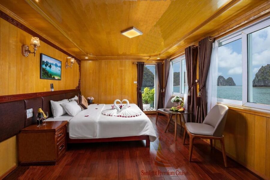 Hanoi: 2-Day Ha Long and Lan Ha Bay Cruise with Kayaking - The guide, pace, and group atmosphere