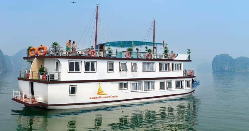 Hanoi: 2-Day Ha Long and Lan Ha Bay Cruise with Kayaking - Cycling 5 kilometers into Viet Hai Village