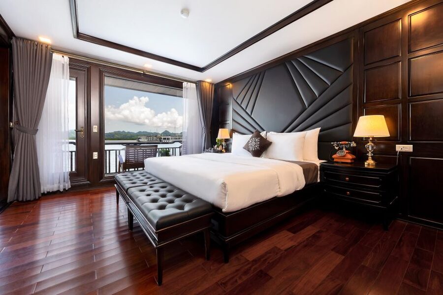 Hanoi: 2-Day Halong & Lan Ha Bay 5-Star Cruise with Balcony - Settling into the balcony cabin