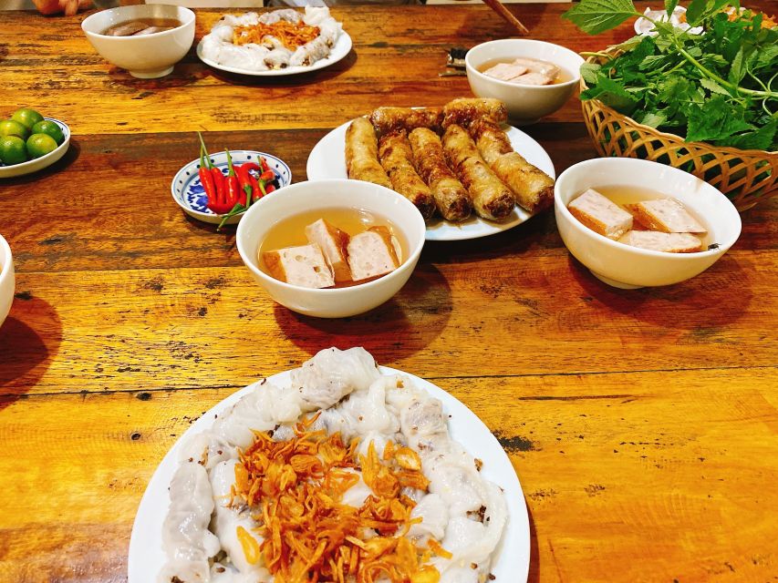 Hanoi: 7 Tastings Street Food Tour with Train Street - Mixed noodle salad shows another side of the cuisine