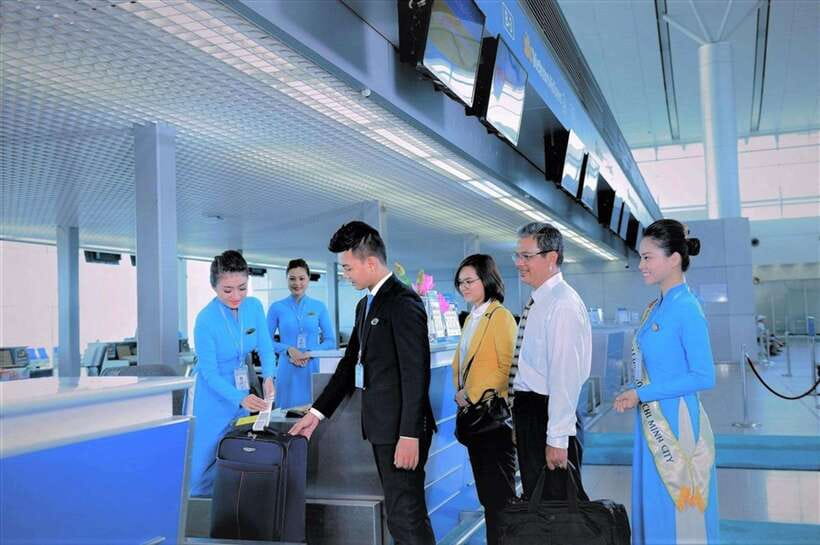 Hanoi Airport: Premium Fast Track Immigration Assistance - Baggage claim and customs without the usual confusion