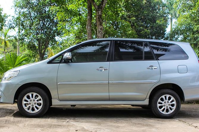 Hanoi Airport See-off (Private Ride from Hotels to Hanoi Airport) - Vehicles, luggage, and comfort