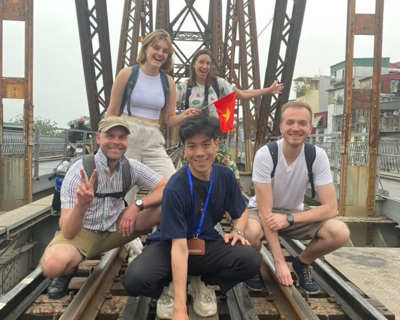Hanoi: All-in-One Walking Tour Through a Train Street - Starting at the Ly Thai To monument
