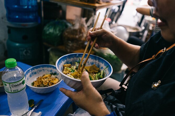 Hanoi Authentic Local Food Tasting Tour - Starting at the Water Puppet Theatre