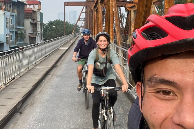 Hanoi City Bike Tour through Banana Island & Food Tasting - Starting with a bicycle and a traffic lesson