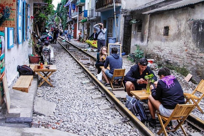Hanoi City Half Day Private Tour: Hidden Corners & Train Street - Temple of Literature, the tour’s strongest history stop