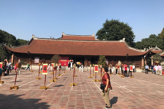 Hanoi City Half Day Private Tour: Hidden Corners & Train Street - Hanoi Opera House, a quick colonial finish
