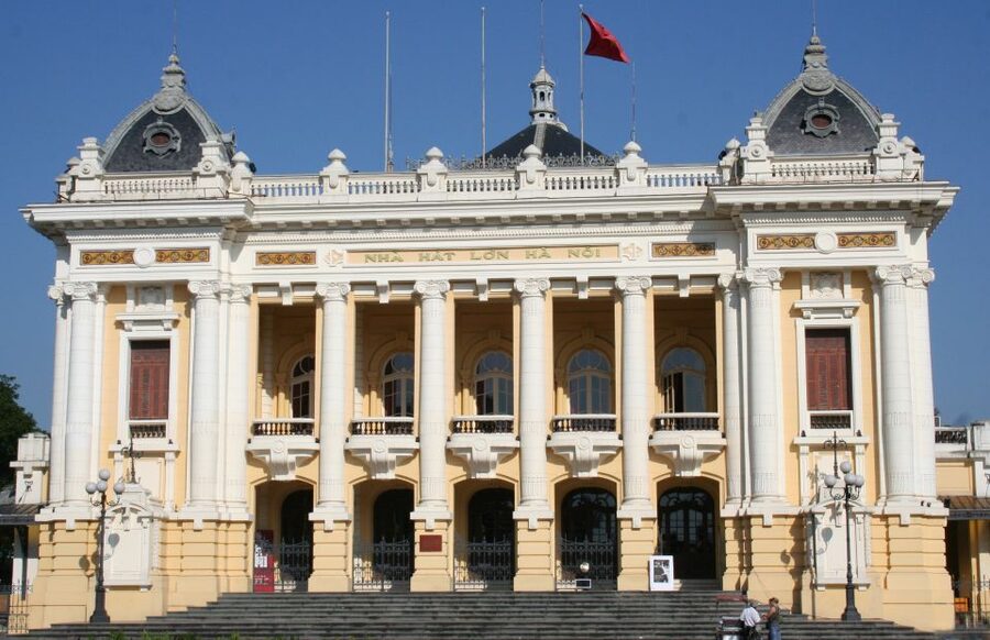 Hanoi: City Sightseeing Motorbike Tour - Seeing Hanoi from the back of a motorbike