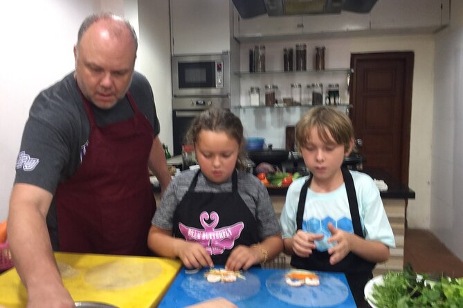 Hanoi Cooking Class and Market Tour in Ancient House - From 69 Ma May Street to the market
