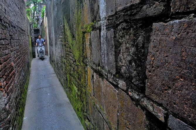 Hanoi Countryside Motorbike Tour: Red River Culture & Daily Life - Tea, rice wine, and the human side of the route