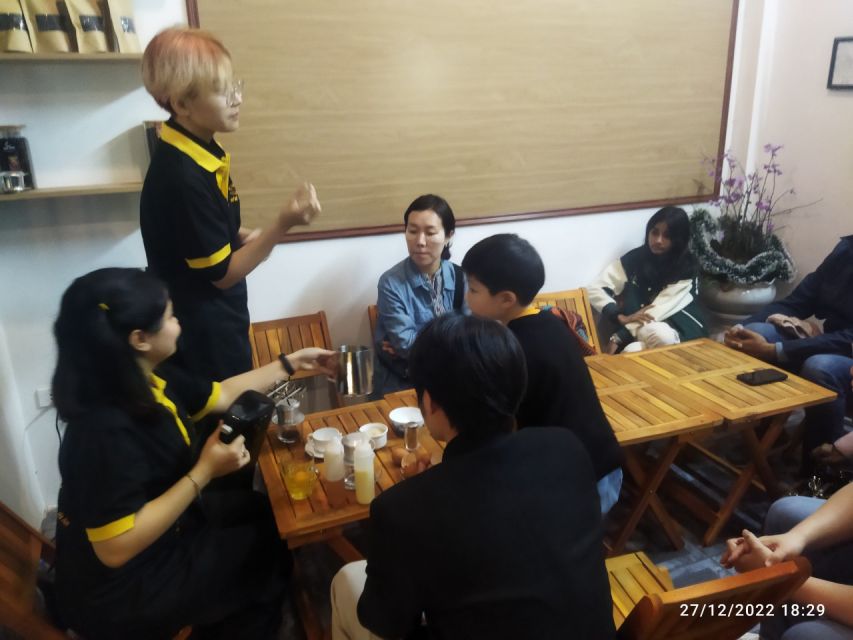 Hanoi Egg Coffee Class - What happens during the coffee class