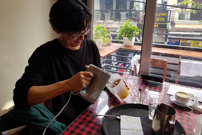 Hanoi Egg Coffee Making Course - Mixing the coffee step by step