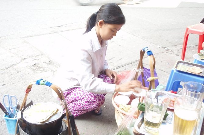 Hanoi Food on Foot: Walking Tour of Hanoi Old Quarter - What the food stops are like