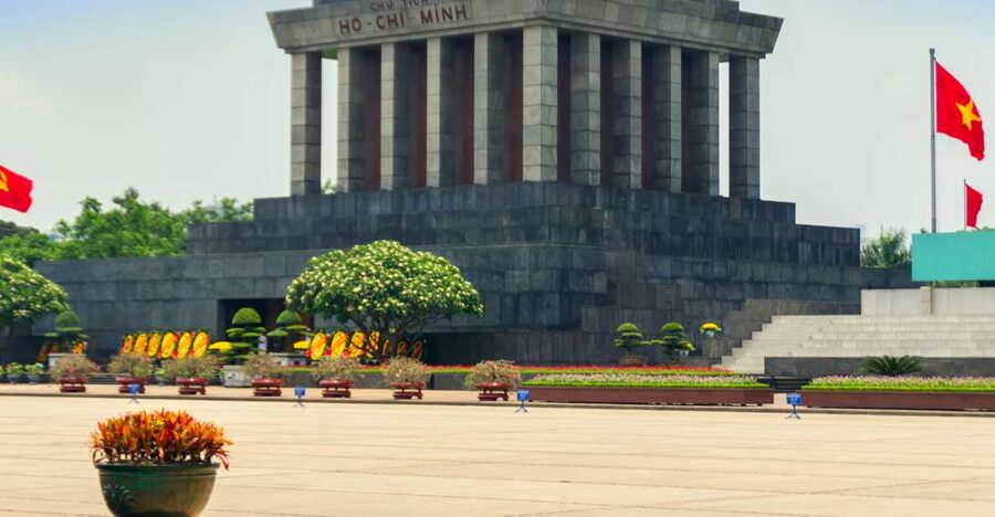 Hanoi: Full-Day City Tour and Water Puppet Show - Ho Chi Minh’s complex and the Mausoleum rules