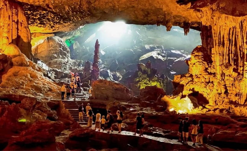 Hanoi: Ha Long Bay Day Cruise - Swimming, Meal, Kayaking - The sunset party on the return route