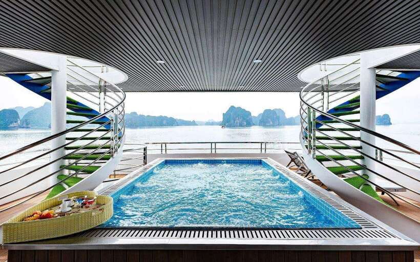 Hanoi: Ha Long Bay Day Trip - Luxury Cruise & Buffet Lunch - A long but well-packed day from Hanoi