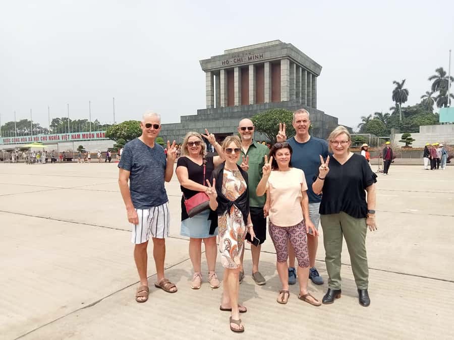 Hanoi: Half-Day City Tour with Thang Long Water Puppet Show - Timing, clothing, and the small print that matters
