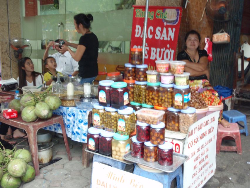 Hanoi Highlights: Full-Day Small Group City Tour with Lunch - Walking the Old Quarter and riding a cyclo