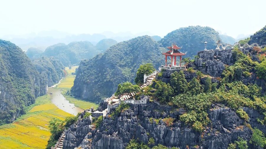 Hanoi: Hoa Lu, Trang An Caves & Mua Cave Day Trip and Lunch - A full day from Hanoi to Ninh Binh